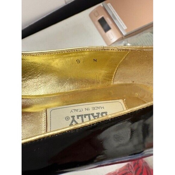 Bally Women's Patent Flats Black  Gold  SZ 9 N Luxury - Picture 5 of 16
